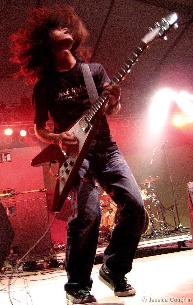 Aki Morimoto 